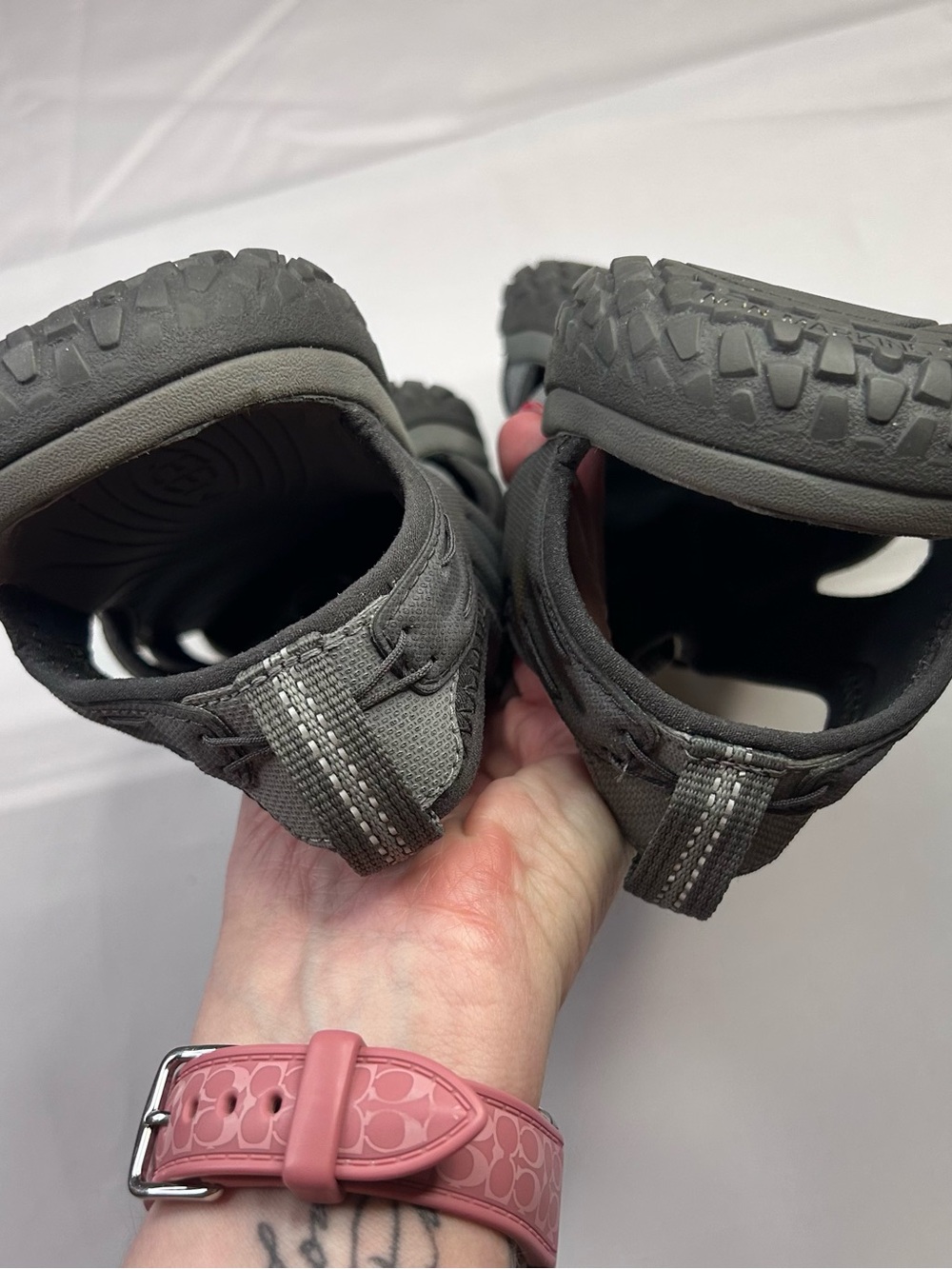 KEEN Men's Grey Black Closed-Toe Water Sandals - Picture 5 of 11